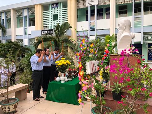 Lễ dâng hương Đức Y Tổ Hải Thượng Lãn Ông (Lê Hữu Trác) nhân lễ giỗ lần thứ 232 (1791 - 2023)