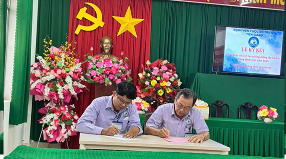 Lễ ký cam kết vệ sinh tay năm 2025