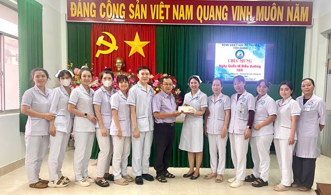 Họp mặt Kỷ niệm Ngày Quốc tế điều dưỡng 12/5/2025