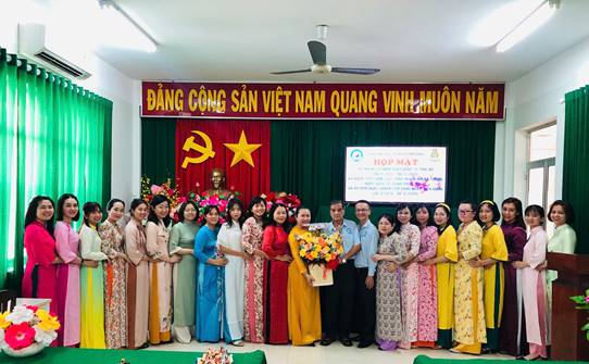 Bệnh viện Y học cổ truyền tổ chức Họp mặt kỷ niệm 115 năm Ngày Quốc tế phụ nữ (08/3/1910 - 08/3/2025)